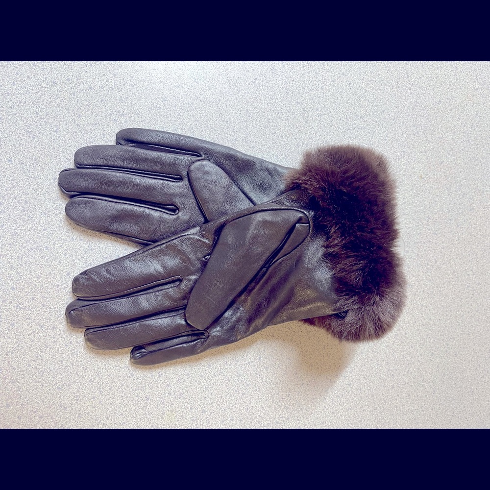 COPY - Leather gloves with fur